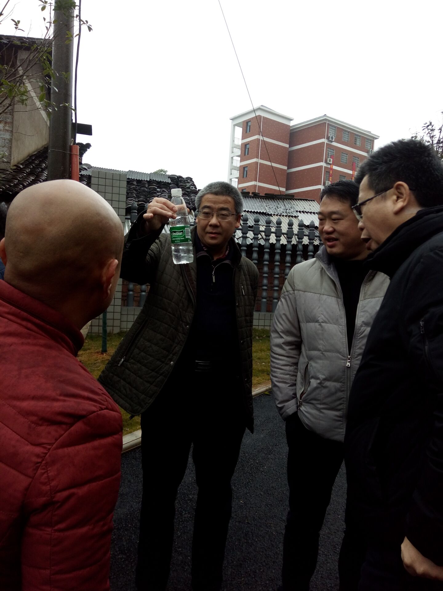 熱烈歡迎市教育局各級領(lǐng)導(dǎo)對株洲市示范性綜合實(shí)踐基地中水回用工程進(jìn)行驗(yàn)收視察