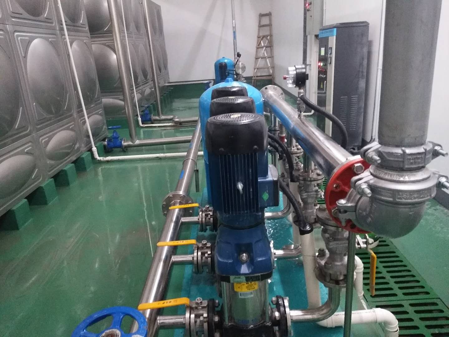 株洲市民中心二次加壓供水項(xiàng)目.jpg 株洲市民中心二次加壓供水項(xiàng)目.jpg